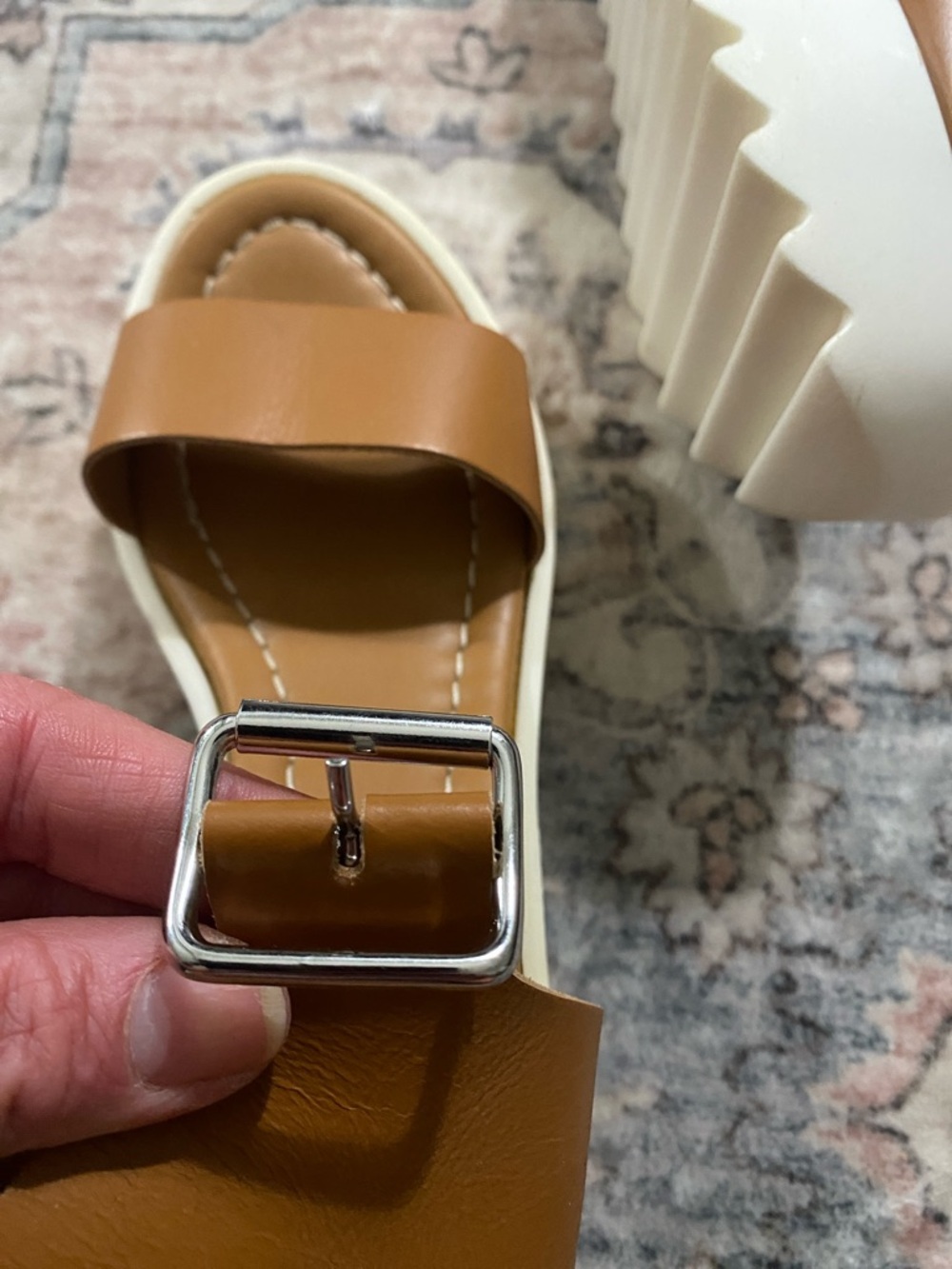 Steve Madden Brown Leather Platform Sandals with White Sole - Picture 6 of 8